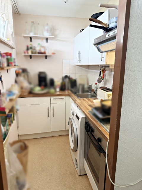 K�che (Klein) Wohnung W�rth