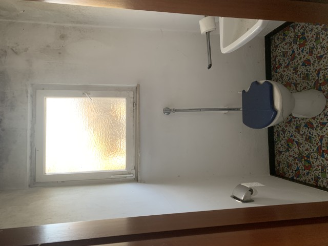 G�ste WC (Klein) Haus Berg