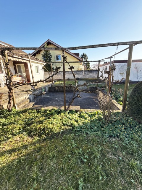 Freisitz (Klein) Grundst�ck Landau