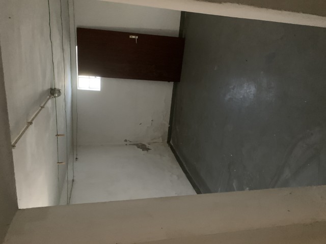 Keller 3 (Klein) Haus Berg