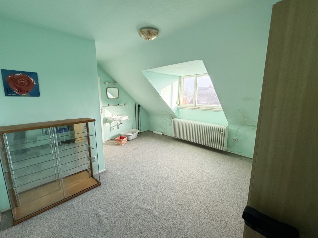 Mansarde Bild 2 (Klein) Wohnung Landau