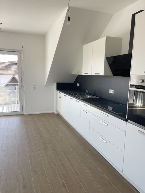 20260430 152151891 iOS (Klein) Steinweiler Wohnung Steinweiler: Erstbezug � DG-Wohnung (rechts) inkl. Einbauk�che, Balkon und Stellplatz