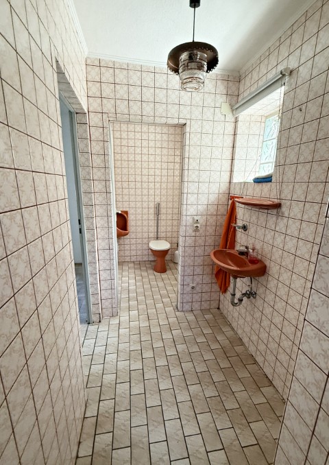 G�ste WC EG (Klein) Haus Hergersweiler