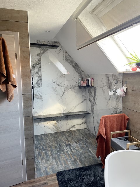 Badezimmer Bild 3 (Klein) Haus Kandel