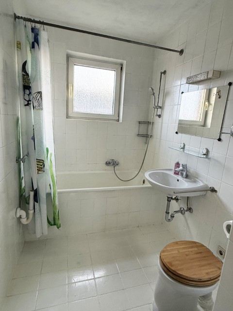 Badezimmer (Klein) Wohnung Landau